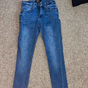 L&B Boutique Jeans